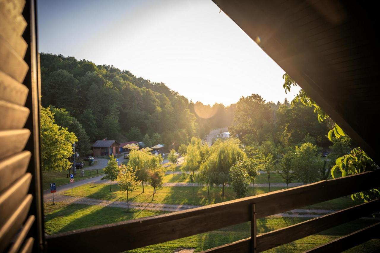 Kuća za odmor, Ferienhaus, Holiday home RUGAŠ Orahovica Exterior foto